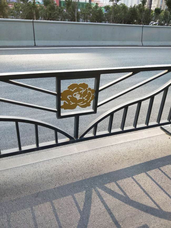 道路护栏