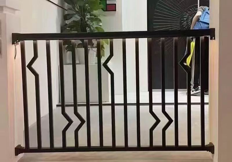 锌钢护栏